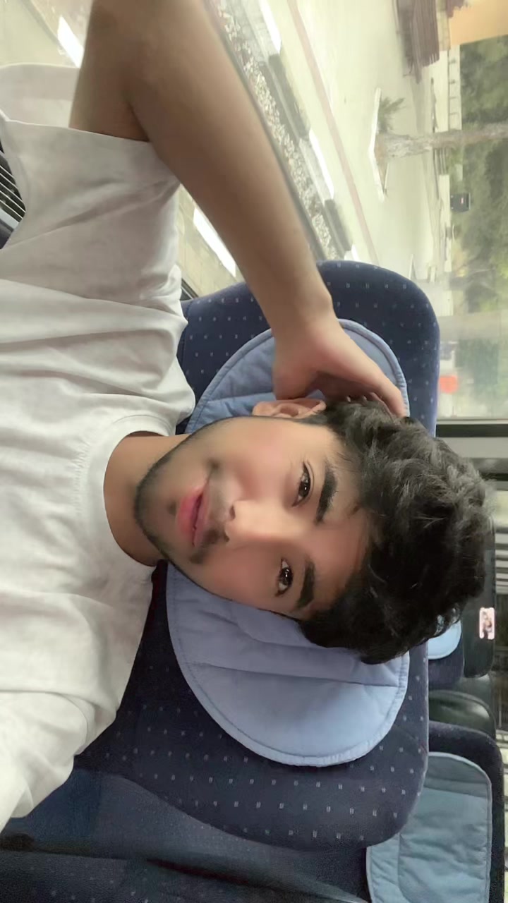 @🫥😒