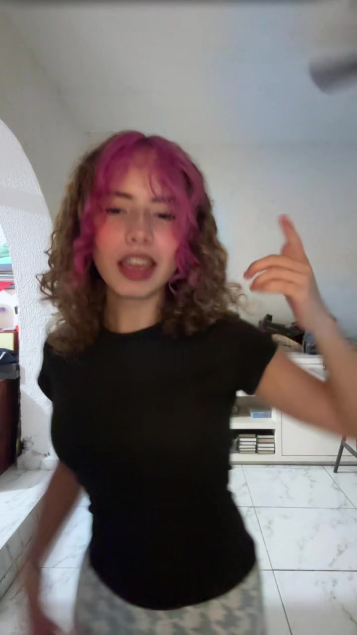 @Ly