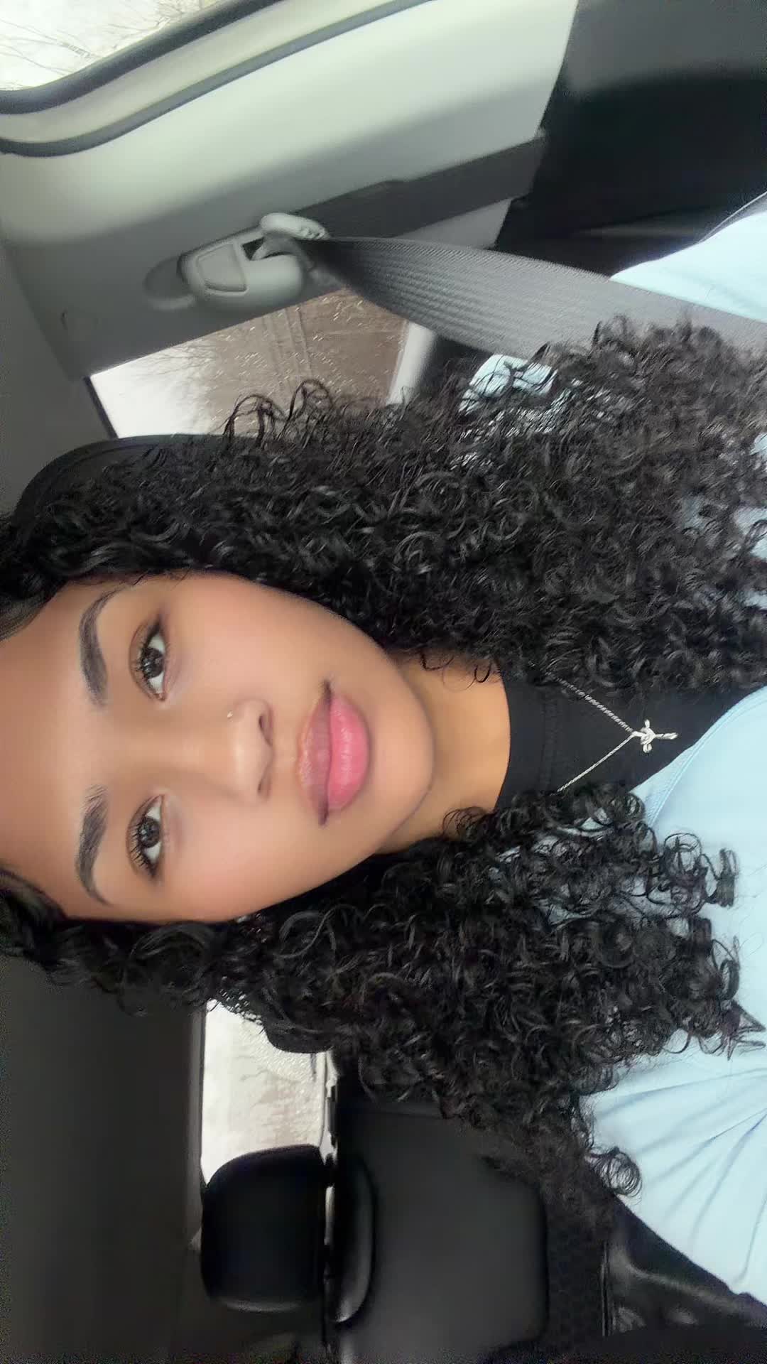@_KiarraB