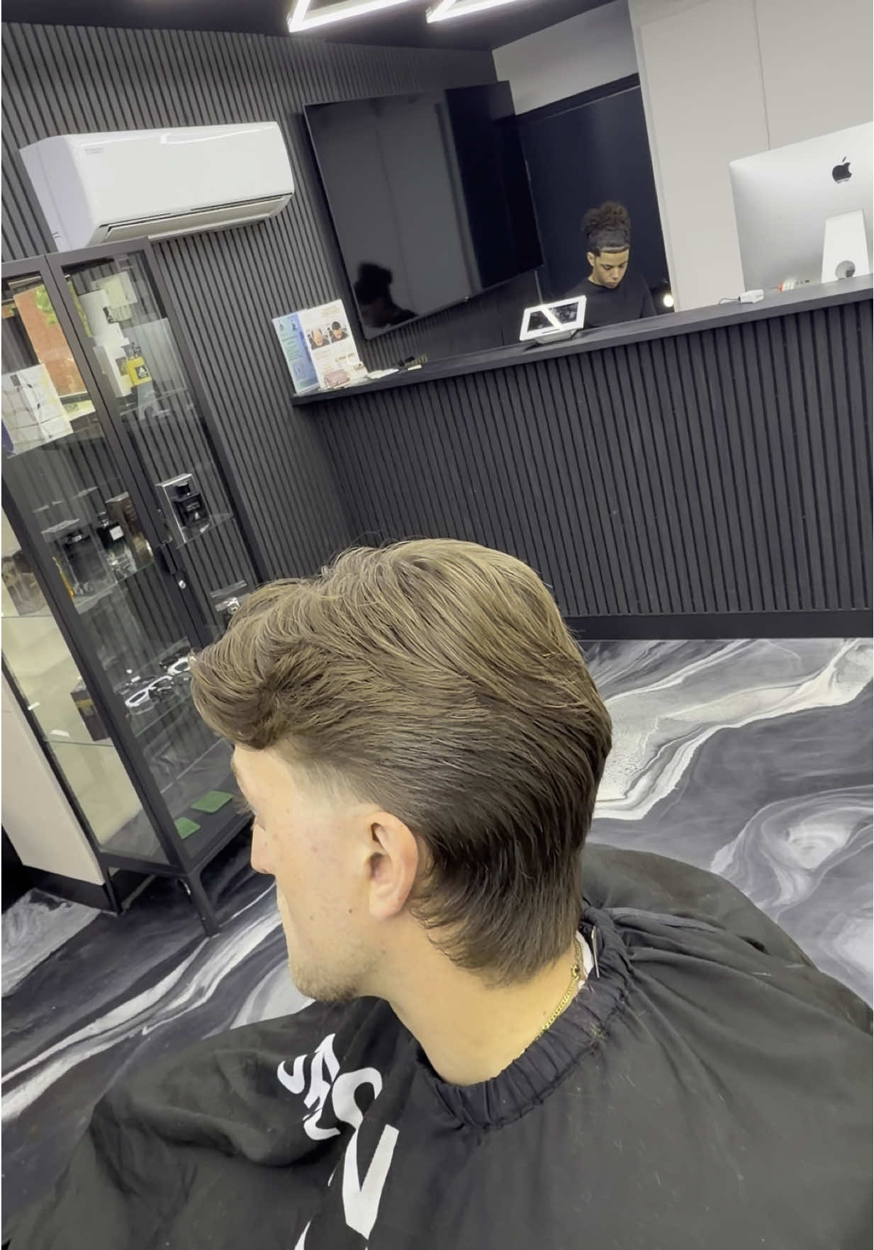 @Salon barbier BILL-K