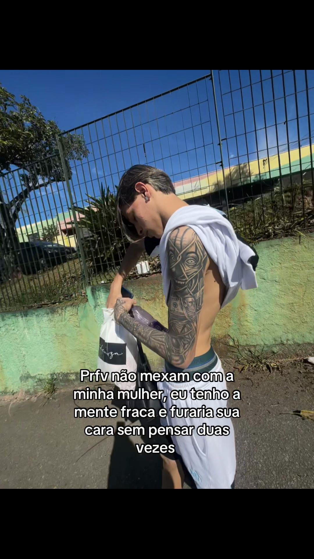 @oi sou eu, o alex🔝😇