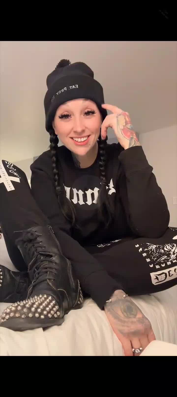 @goddess.satanatrix