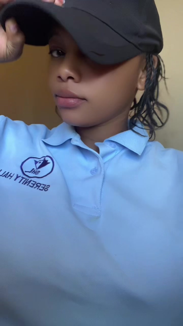 @𝑴𝒊𝒏𝒏𝒂𝒉🦋