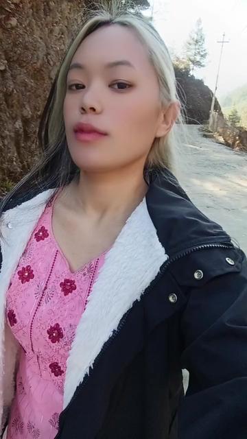 @🌿⃝βAayushma🇳🇵🇮🇶