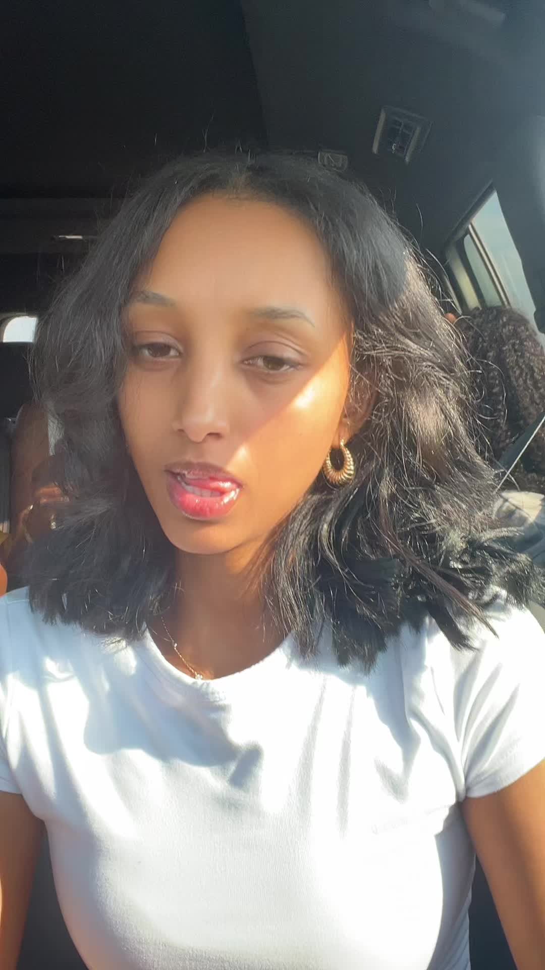 @F R E Y🥀