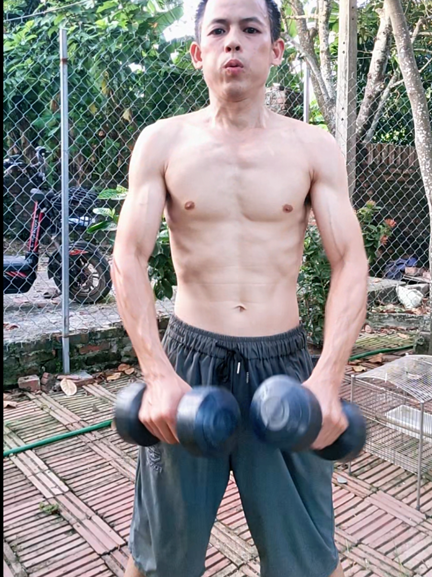 @Ông Bố U45 Xây Kênh