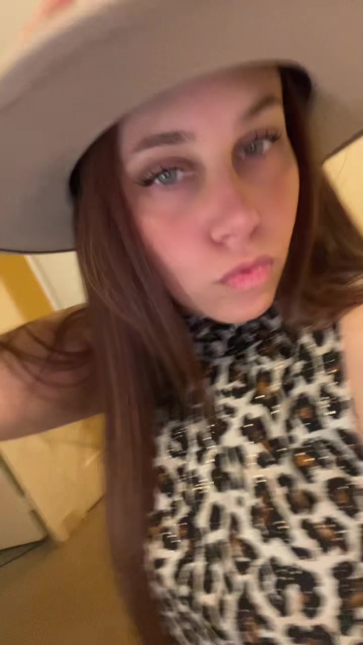 @JustLonna ♡
