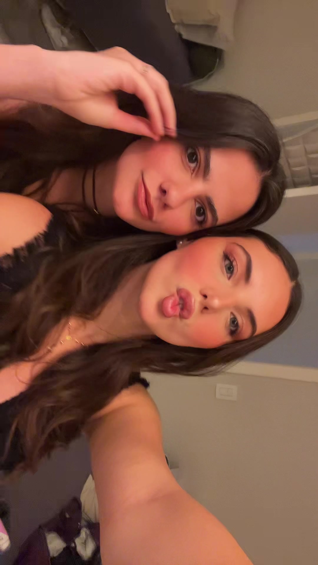@dorabusato