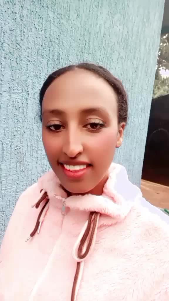 @tsiya