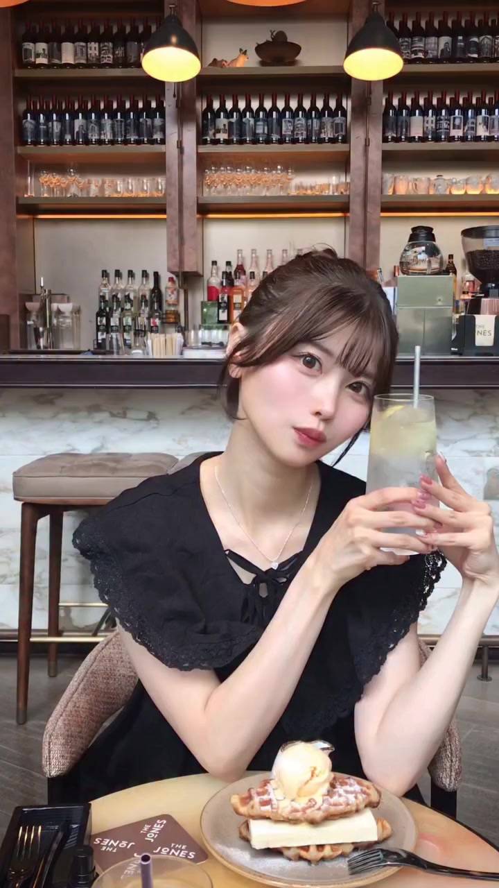 @山奈