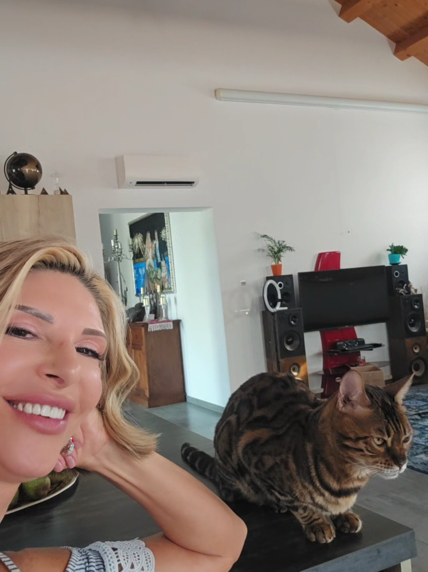 @Ksenia