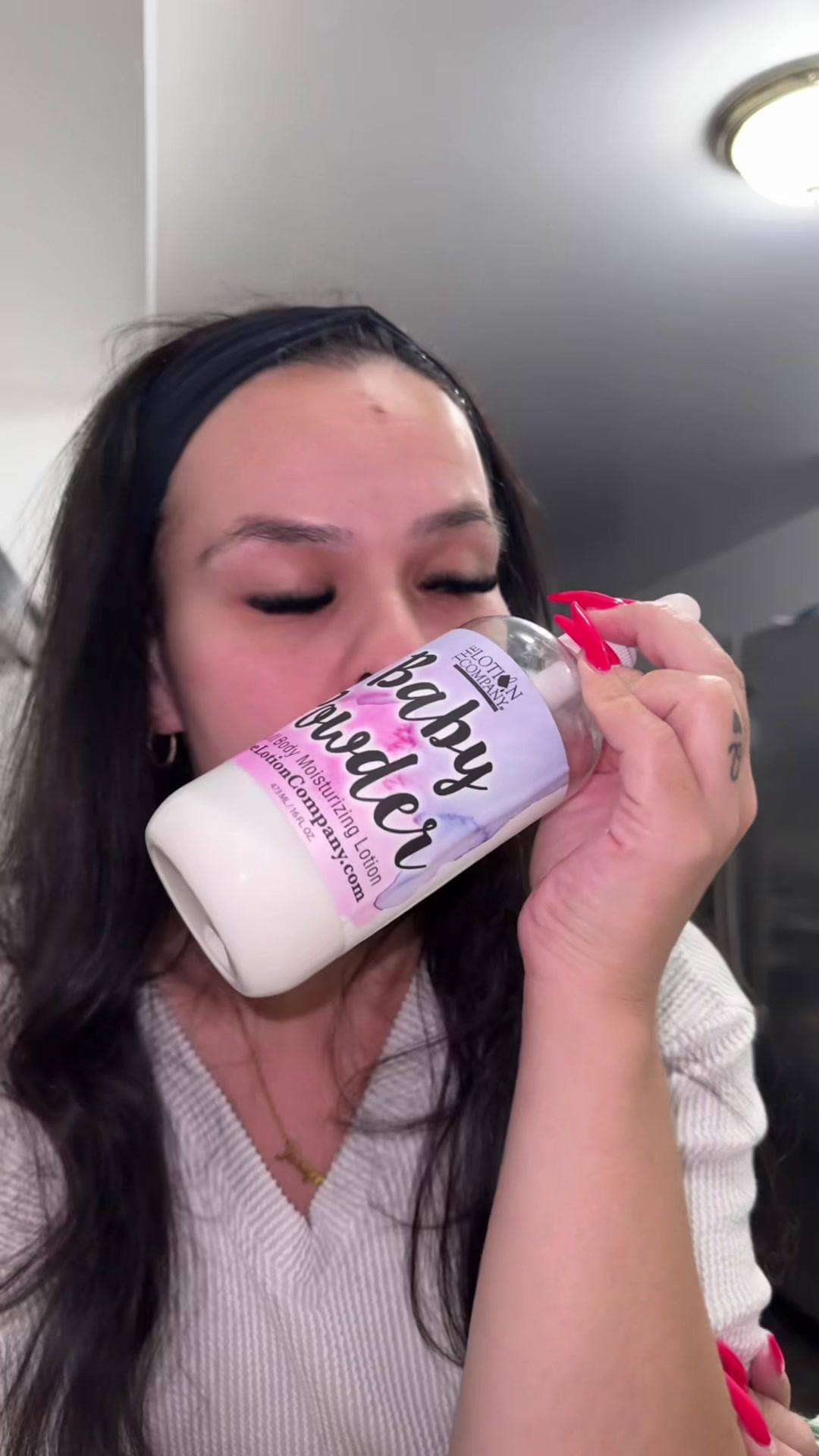 @WHOSTHATGIRLXO