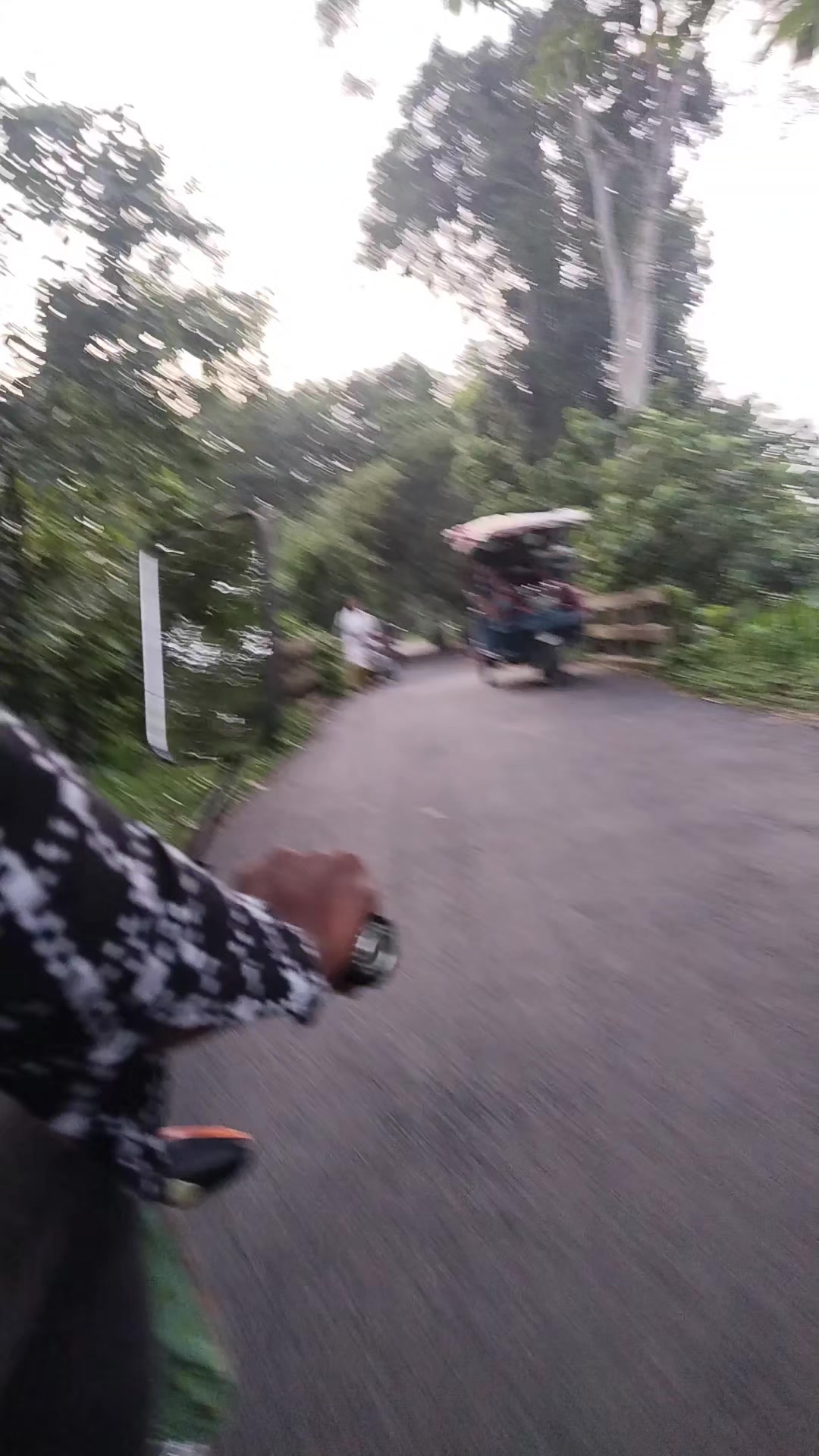 @🥀🥀অচেনা পথিক🥀🥀