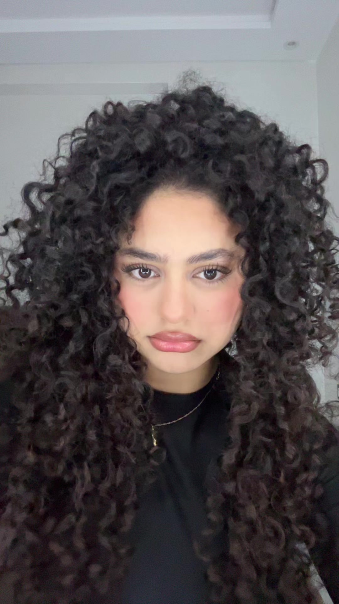 @itsnadaofficial.xo