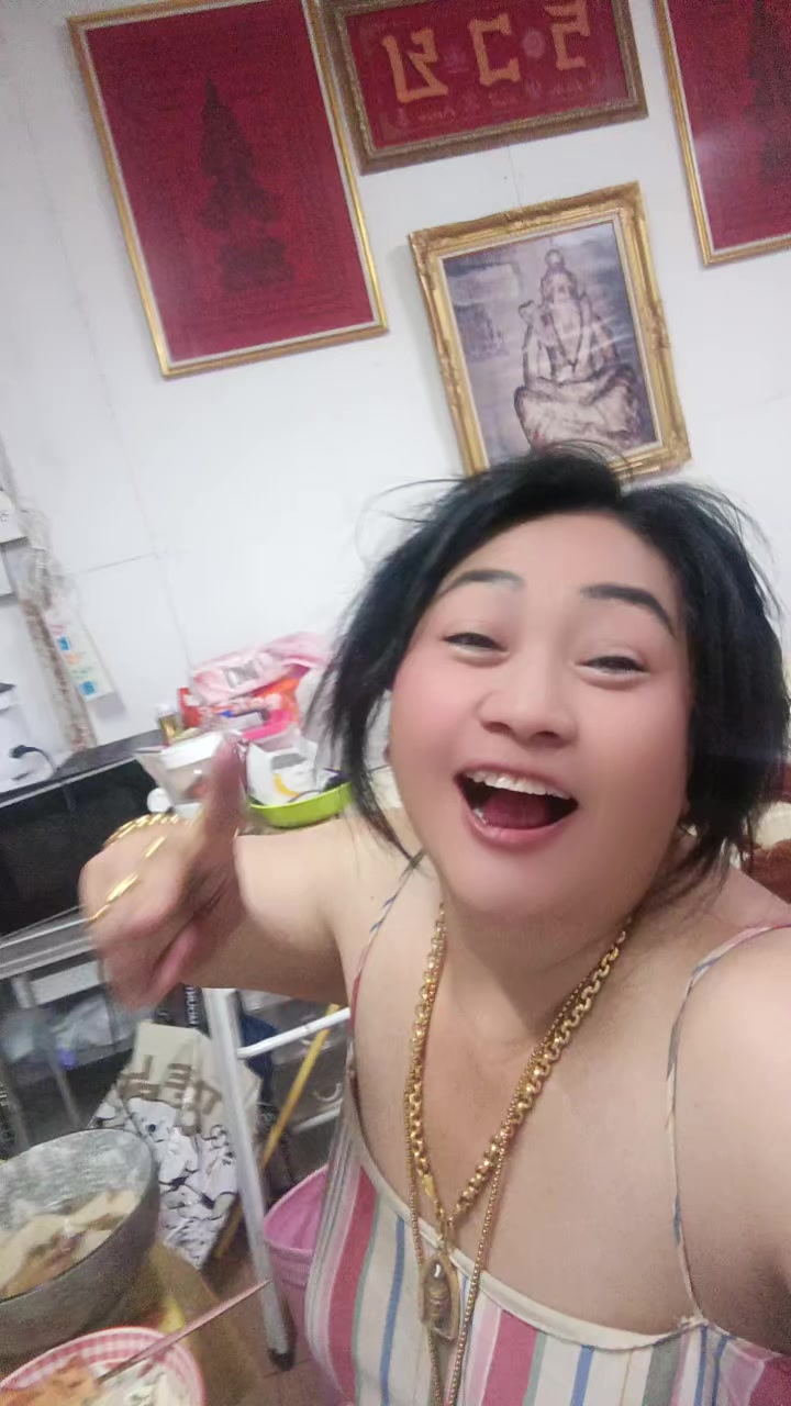 @ชุลีพร ใจเย็น