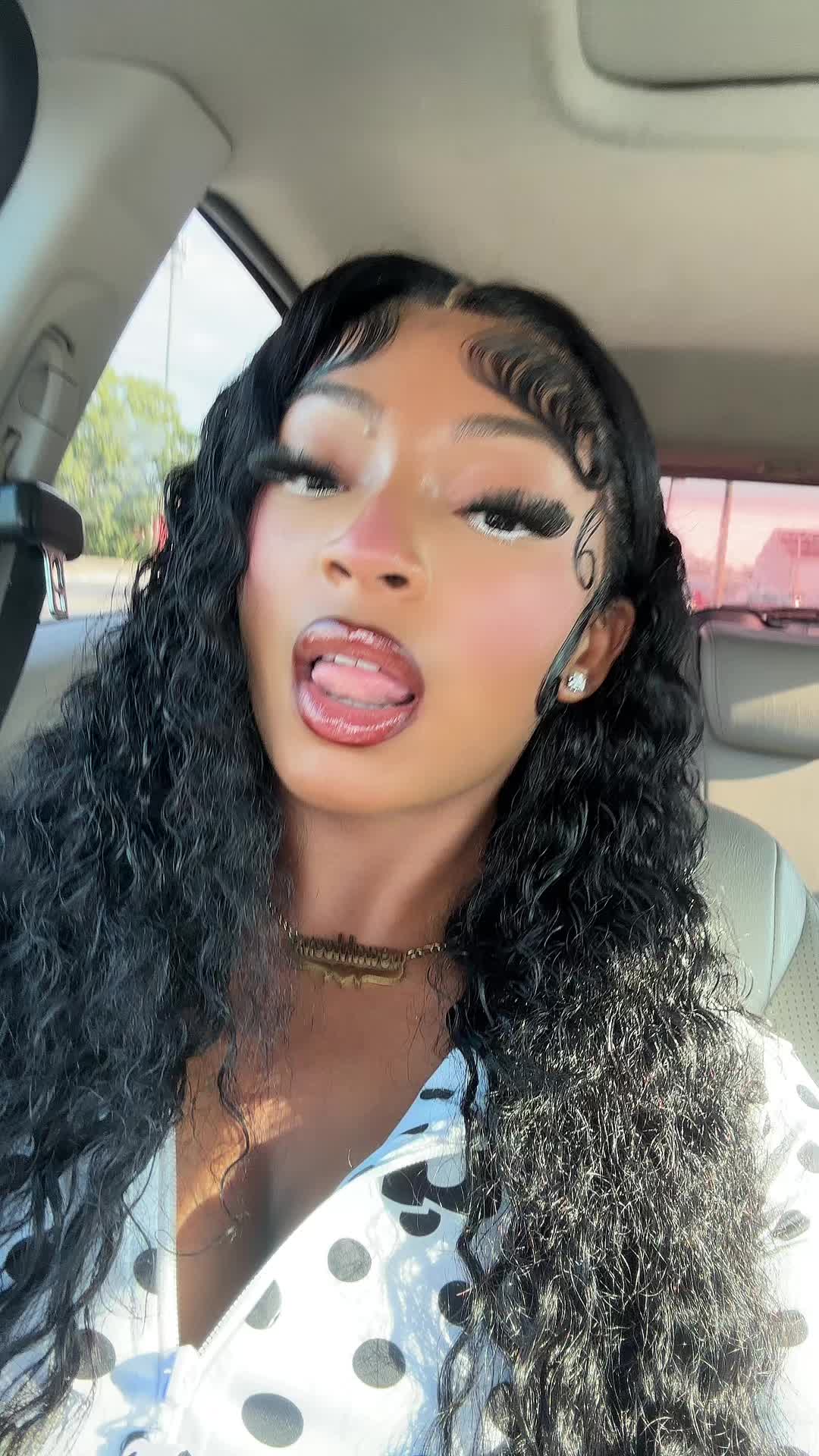 @woaahleexx
