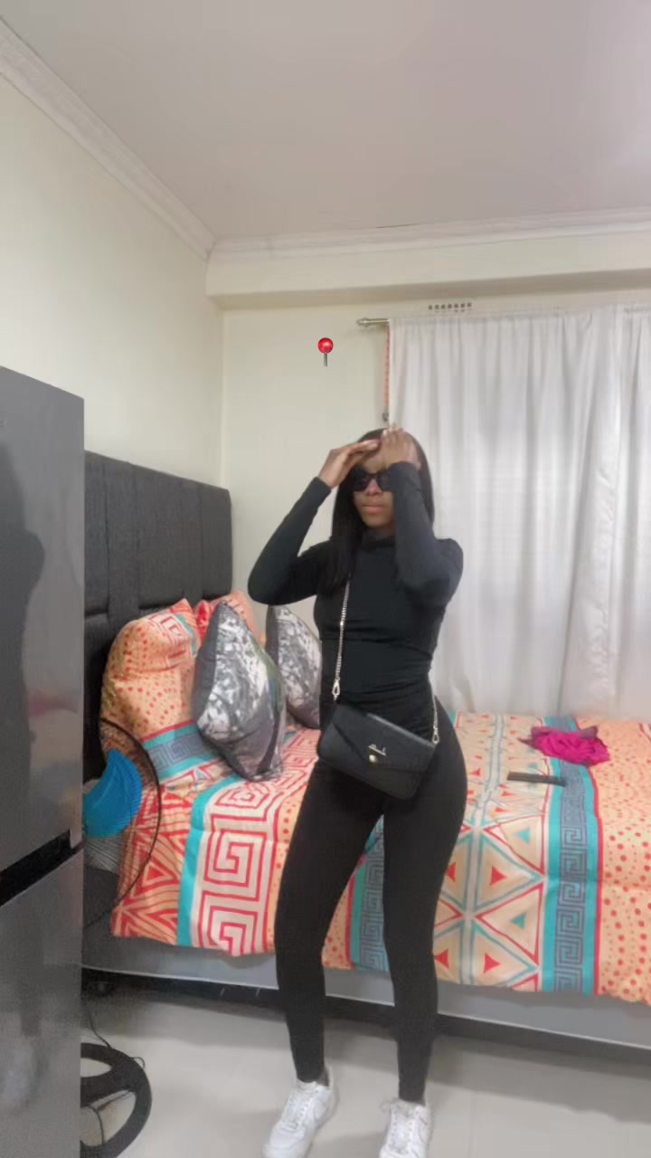 @dineotiny