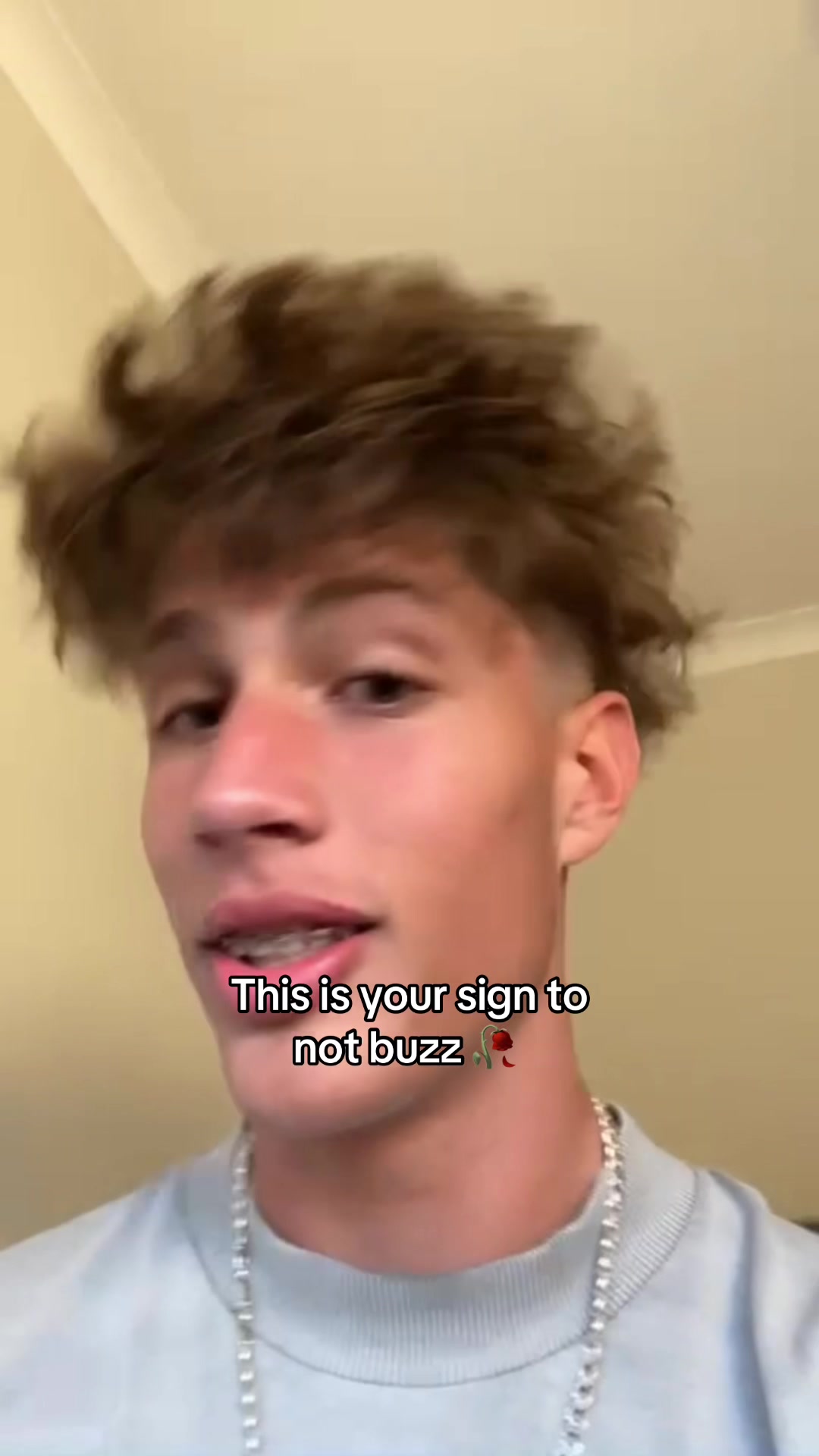 @𝗥𝗼𝗺𝗮𝗻𝗼𝗵𝗮𝗶𝗿