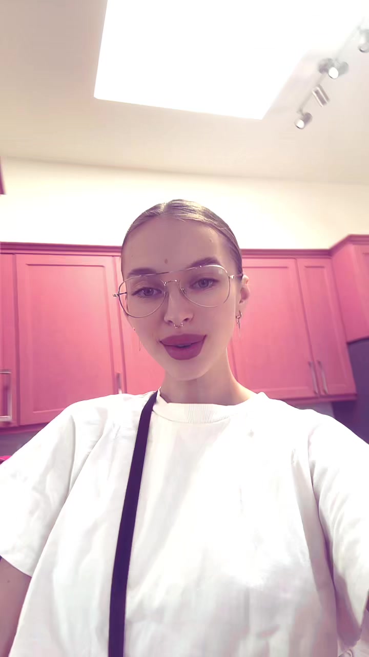 @Владислава