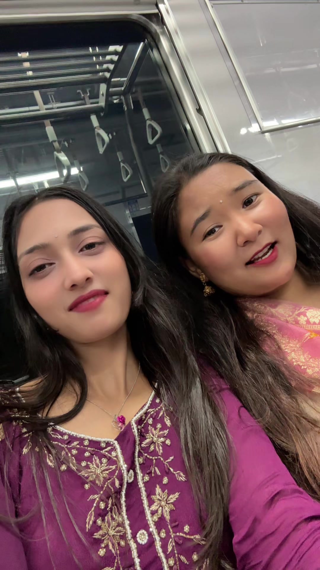 @Ms.Ojha❣️