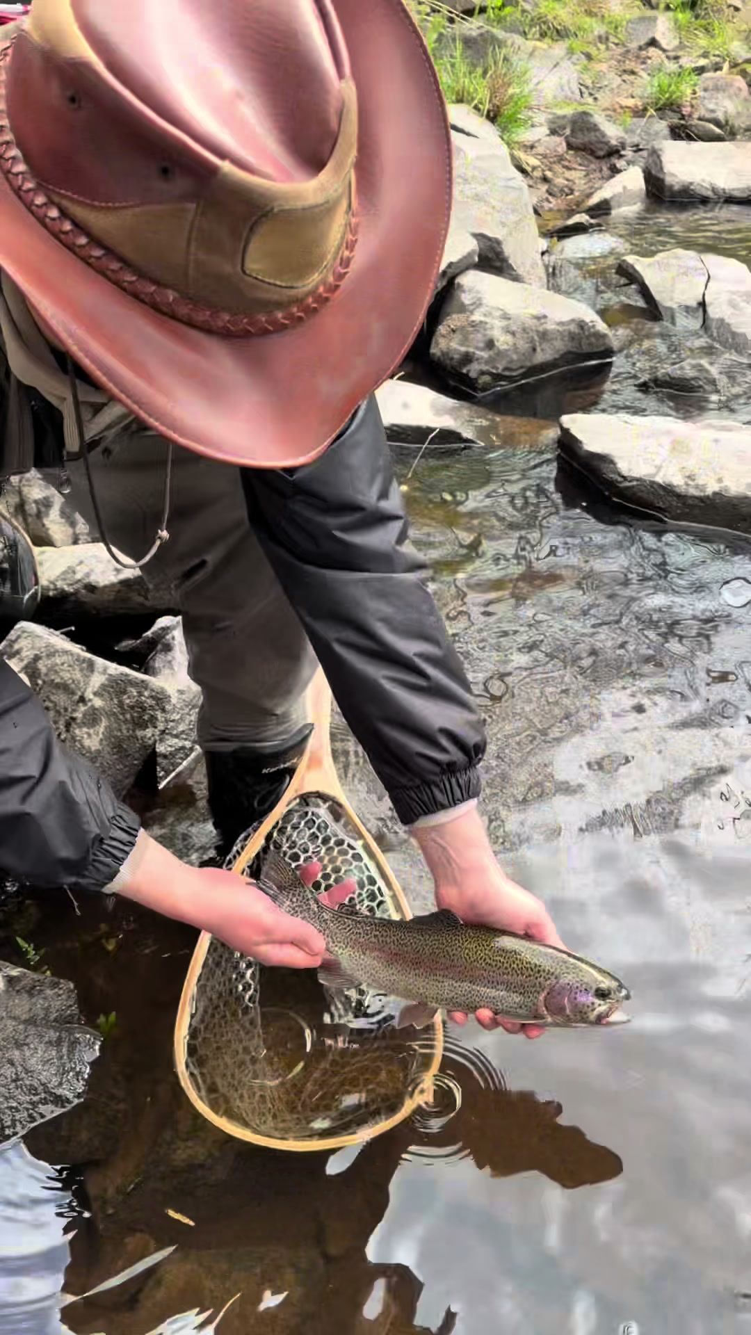@lucky.hat.fly.fishing