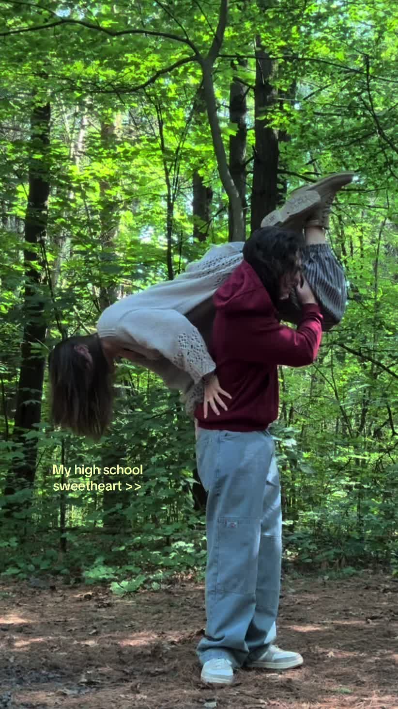@Livvyシ