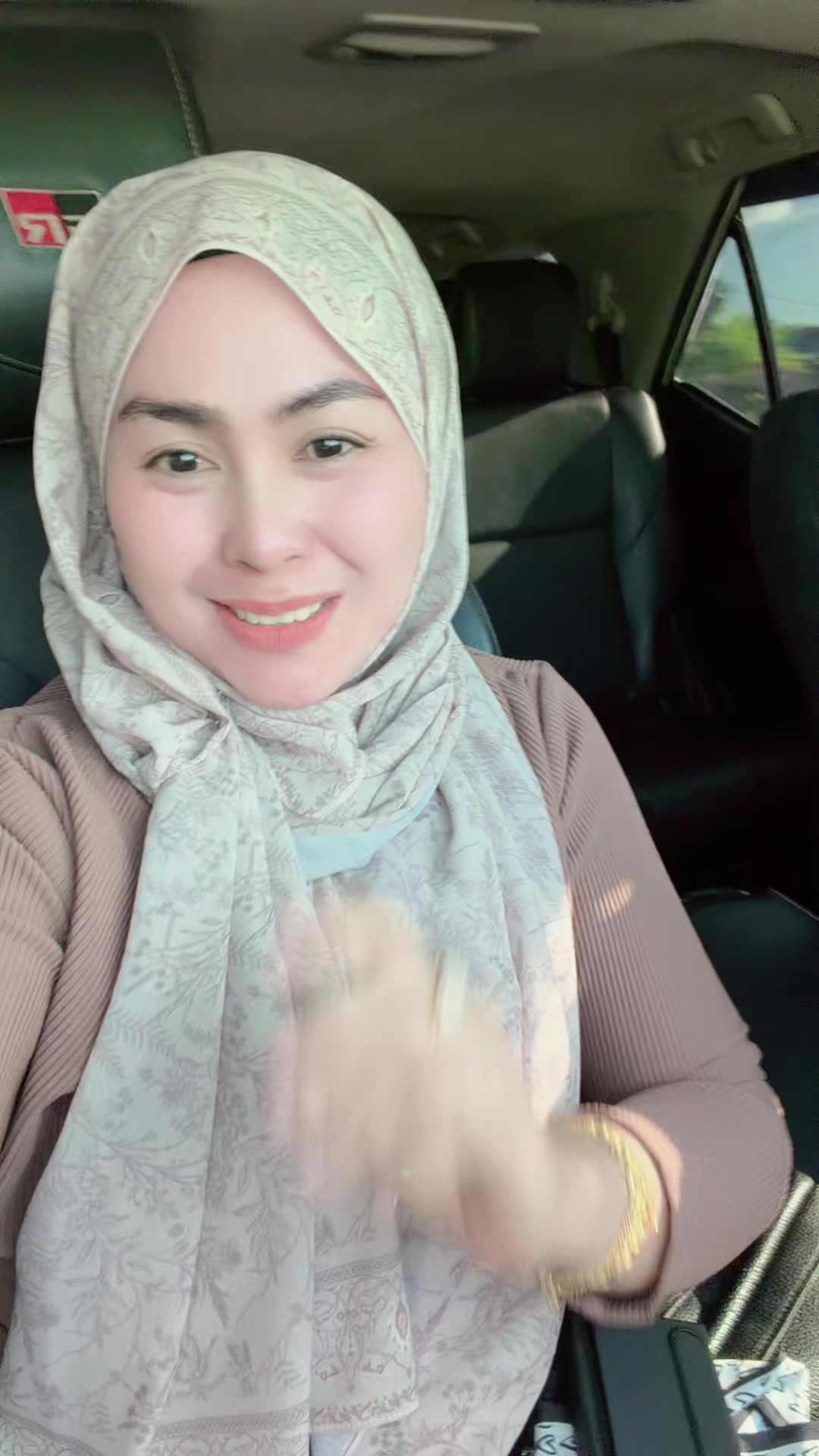 @Vebryona