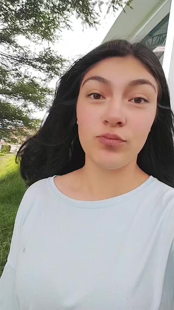 @😉