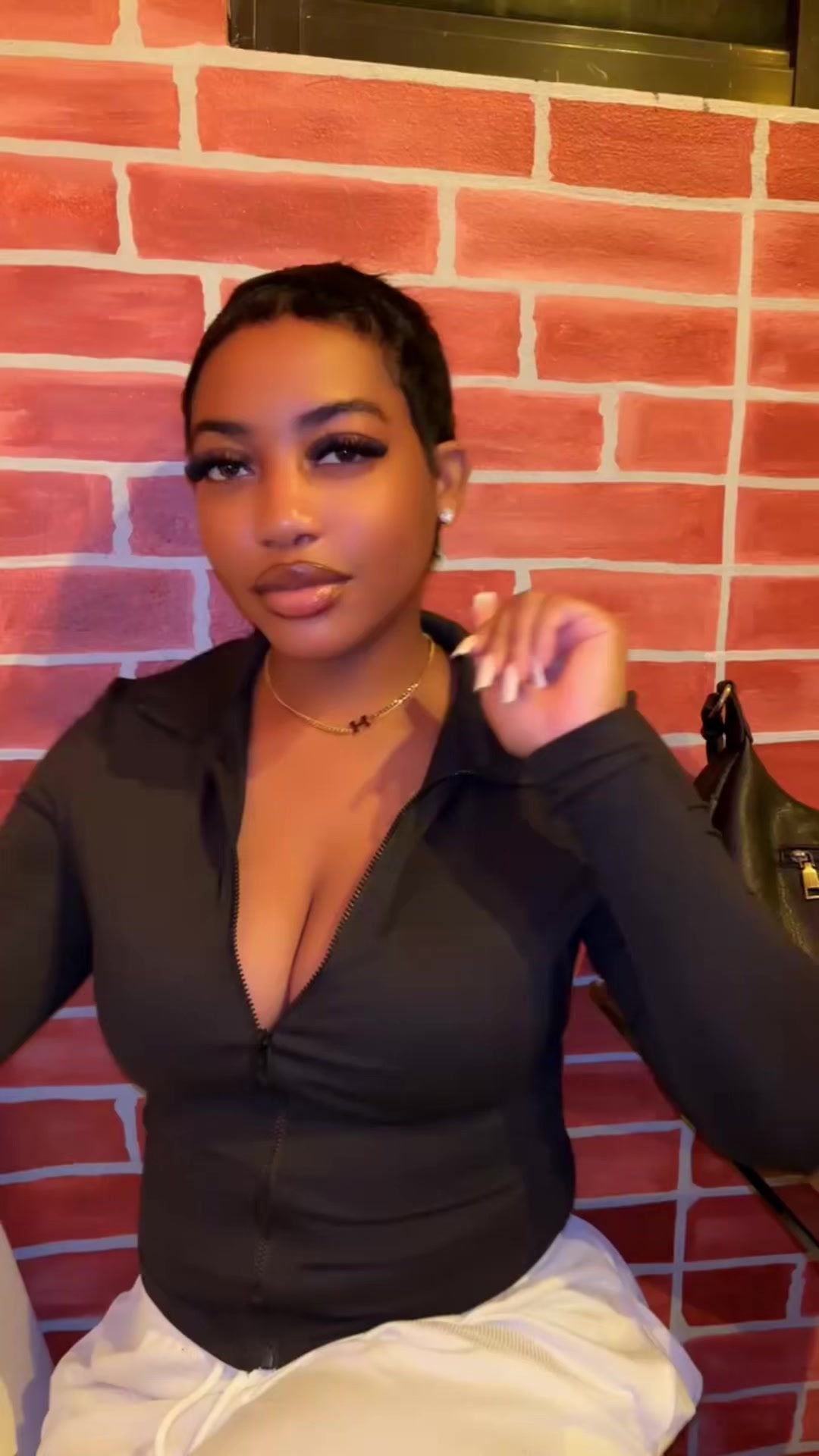 @️olivia