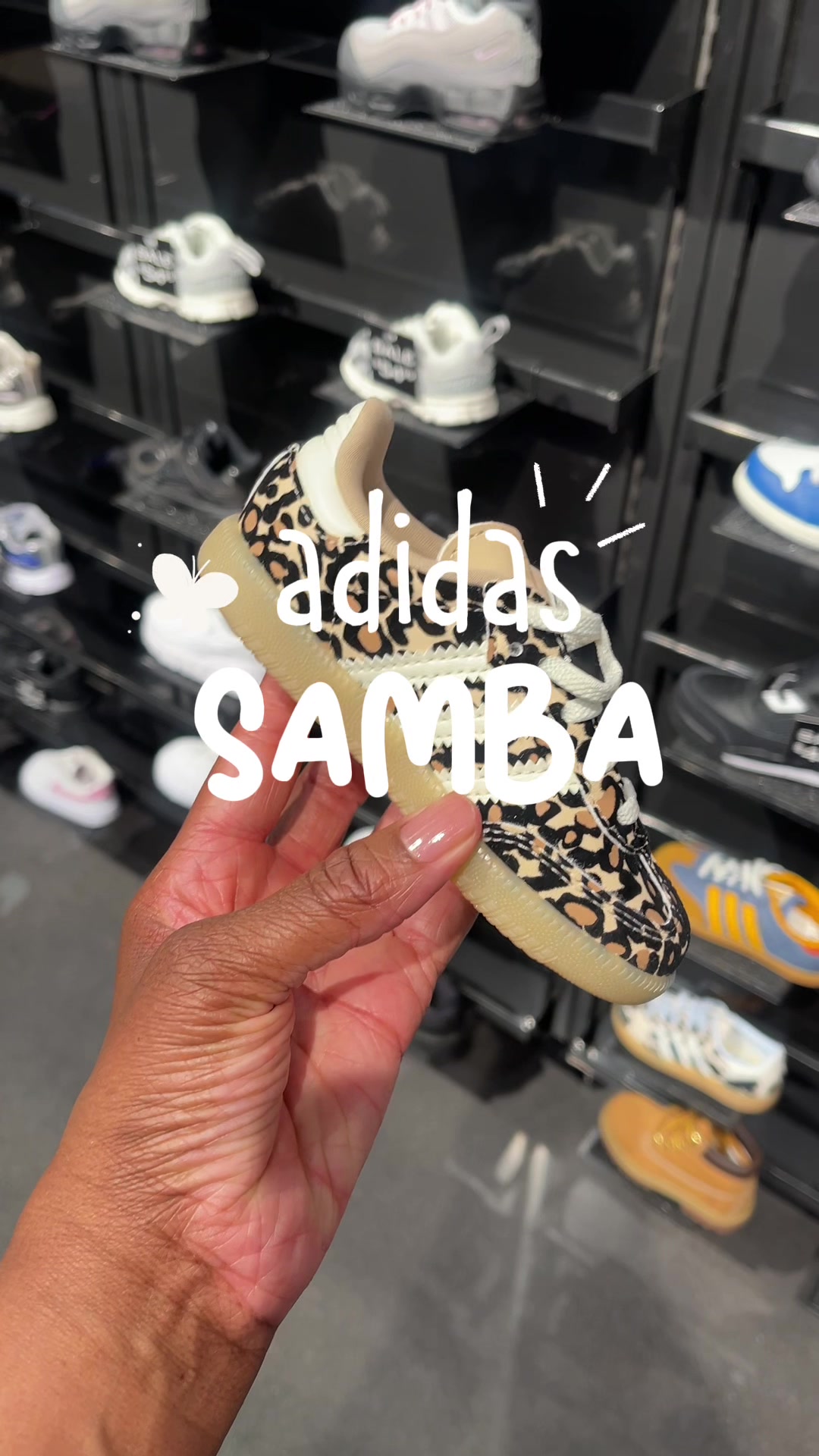@Kelly | Your Sneaker Bestie