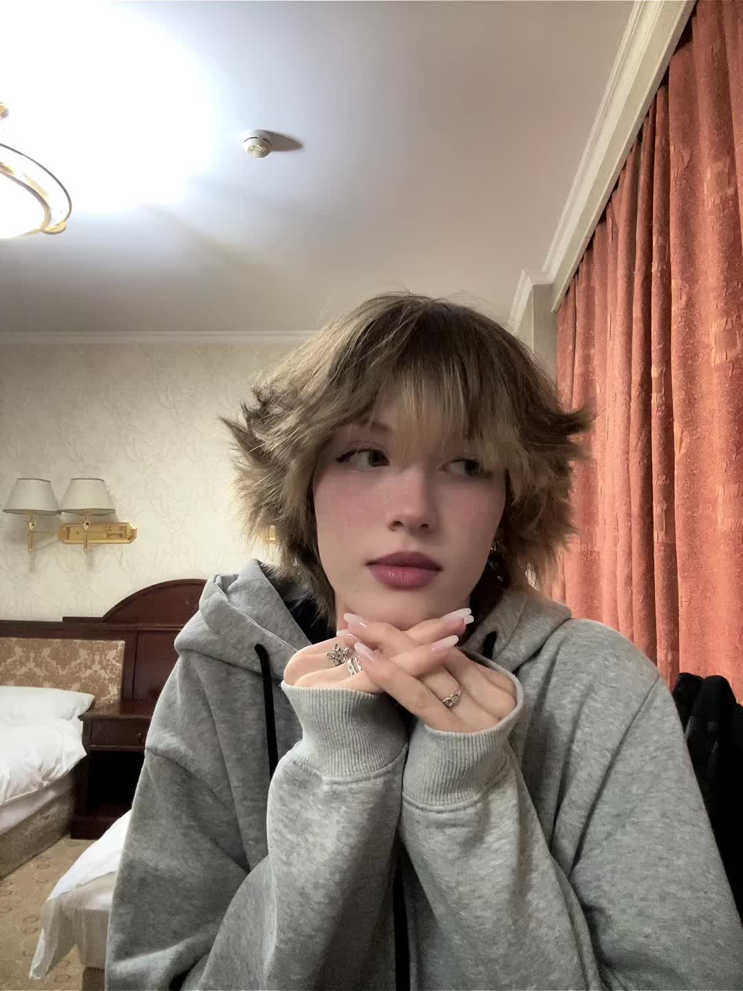 @hay_nyash_x