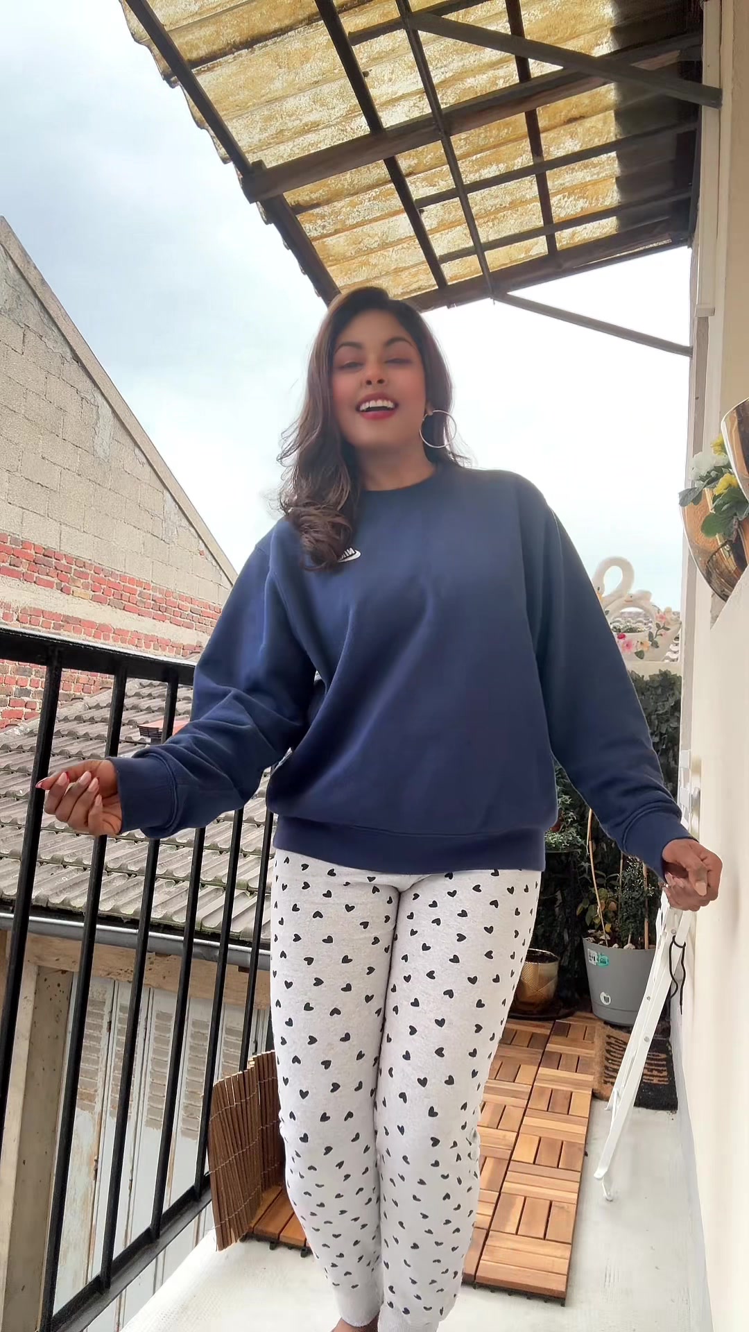 @JezzDev