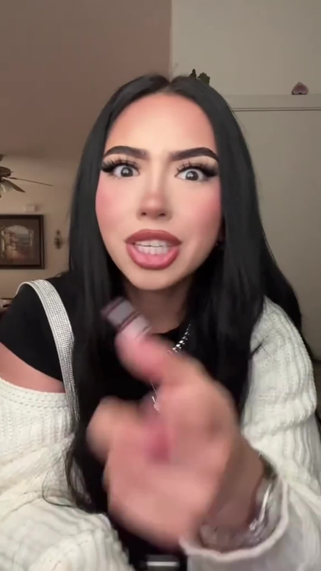 @Clara