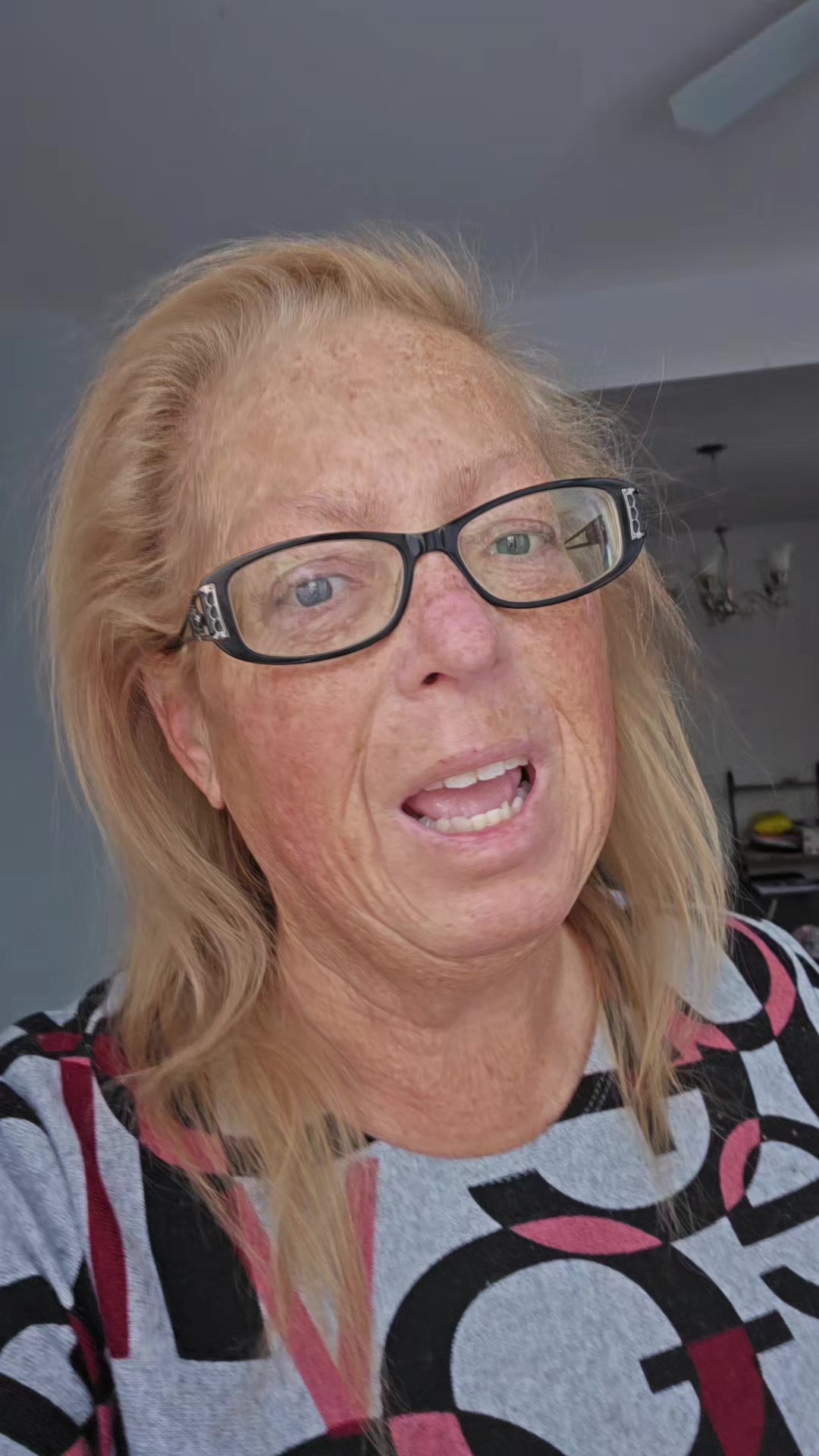 @smrczekmom