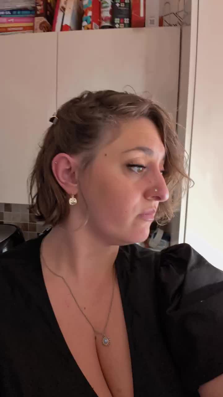 @TheLilPixie 💜