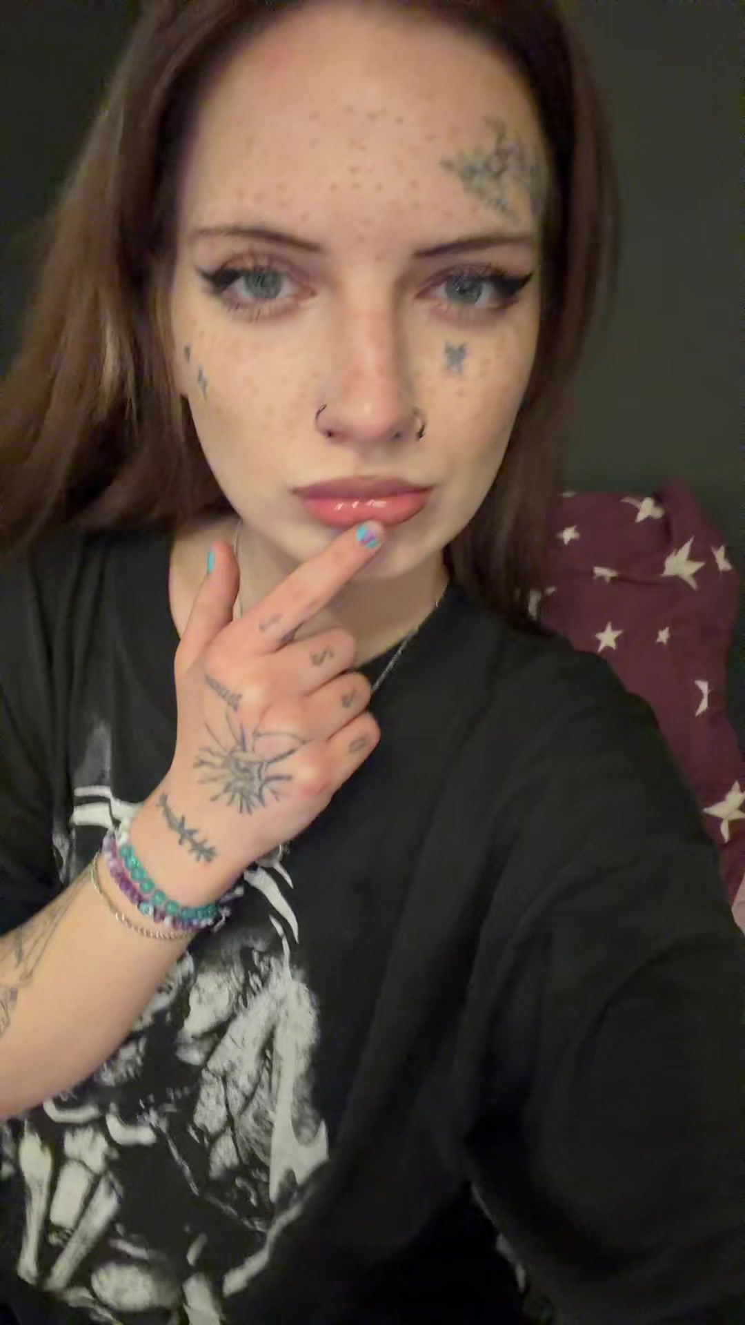 @lyzz