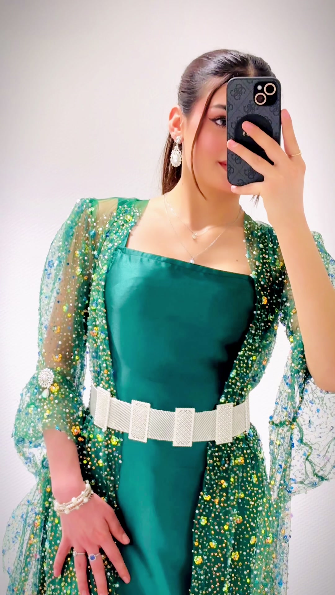 @Ayosh_Couture