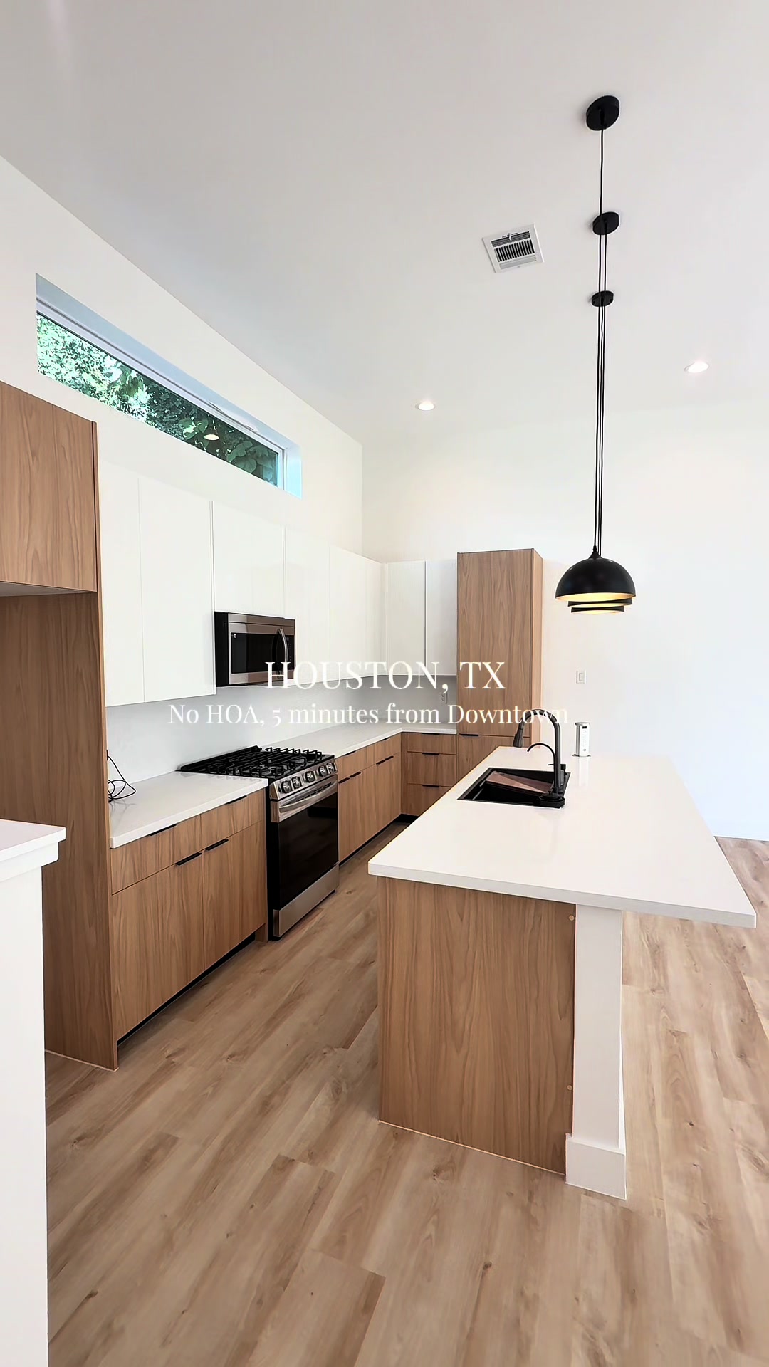 @Ariana|HTX Realtor & Lifestyle