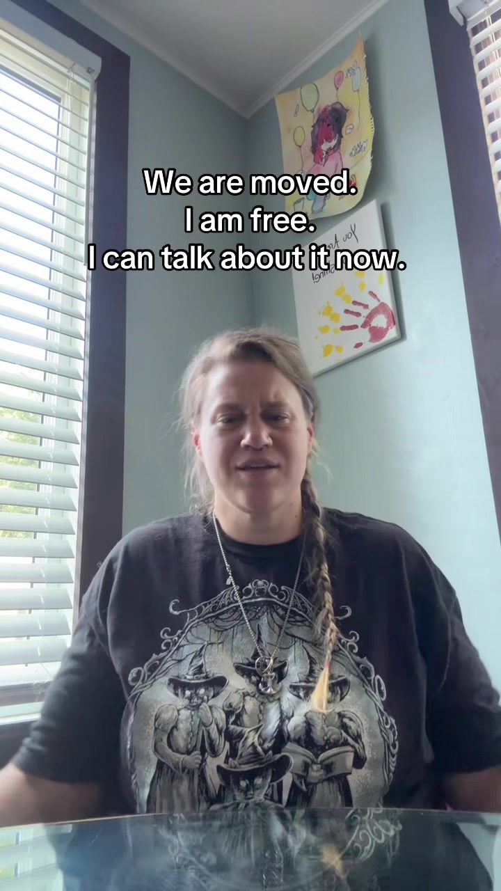 @ChronicallySavannah