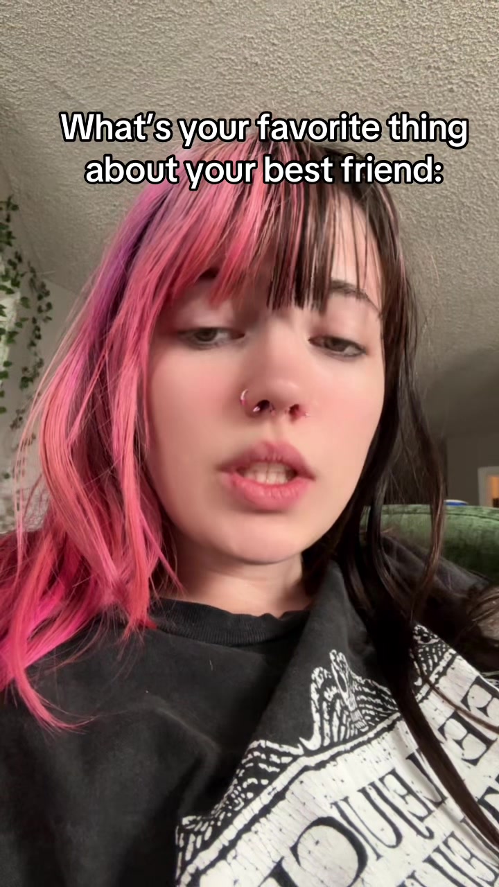 @Lil Bug🖤🍄