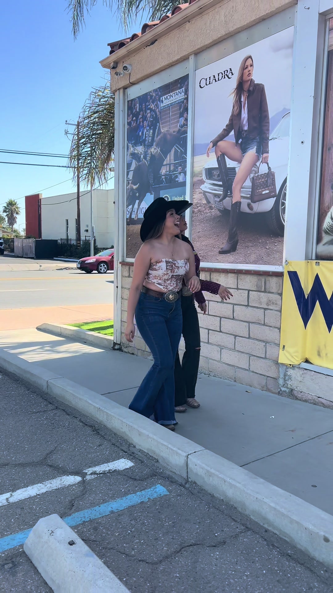@RoxyArias