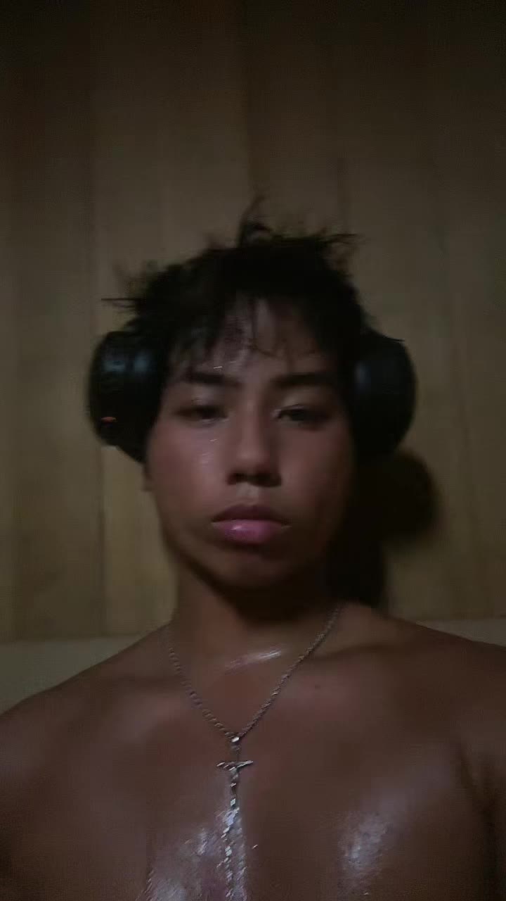 @♱