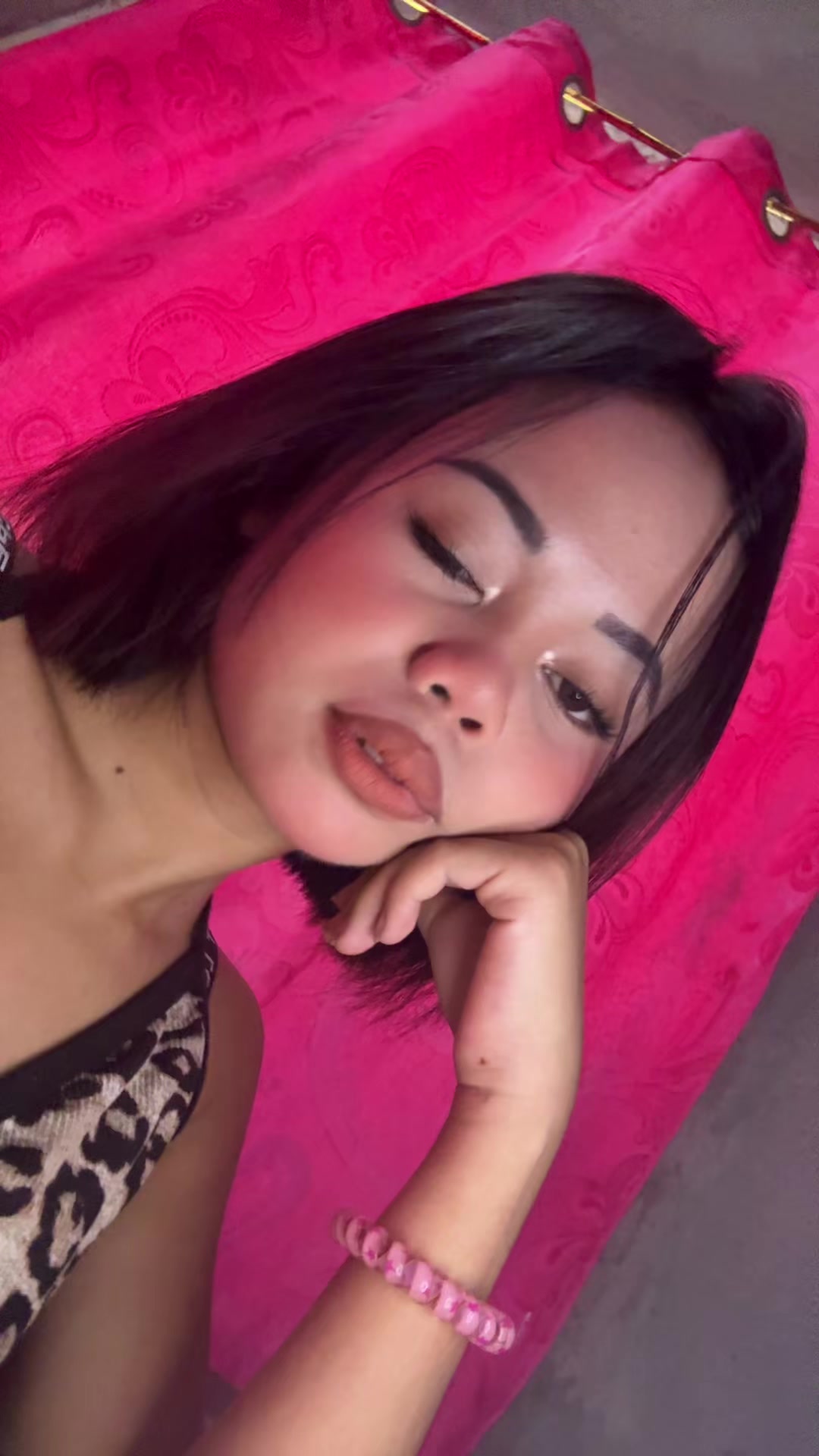 @angela