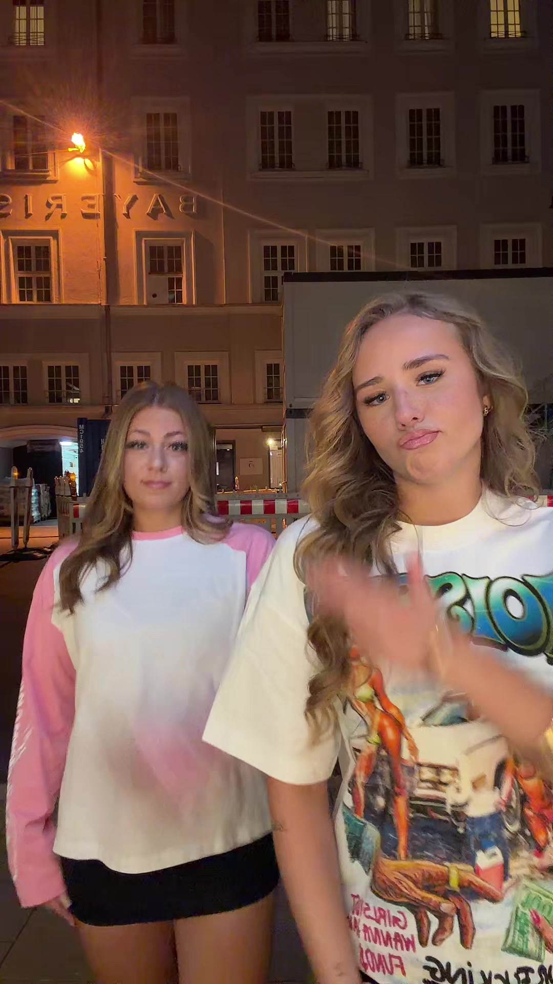 @Thesisters