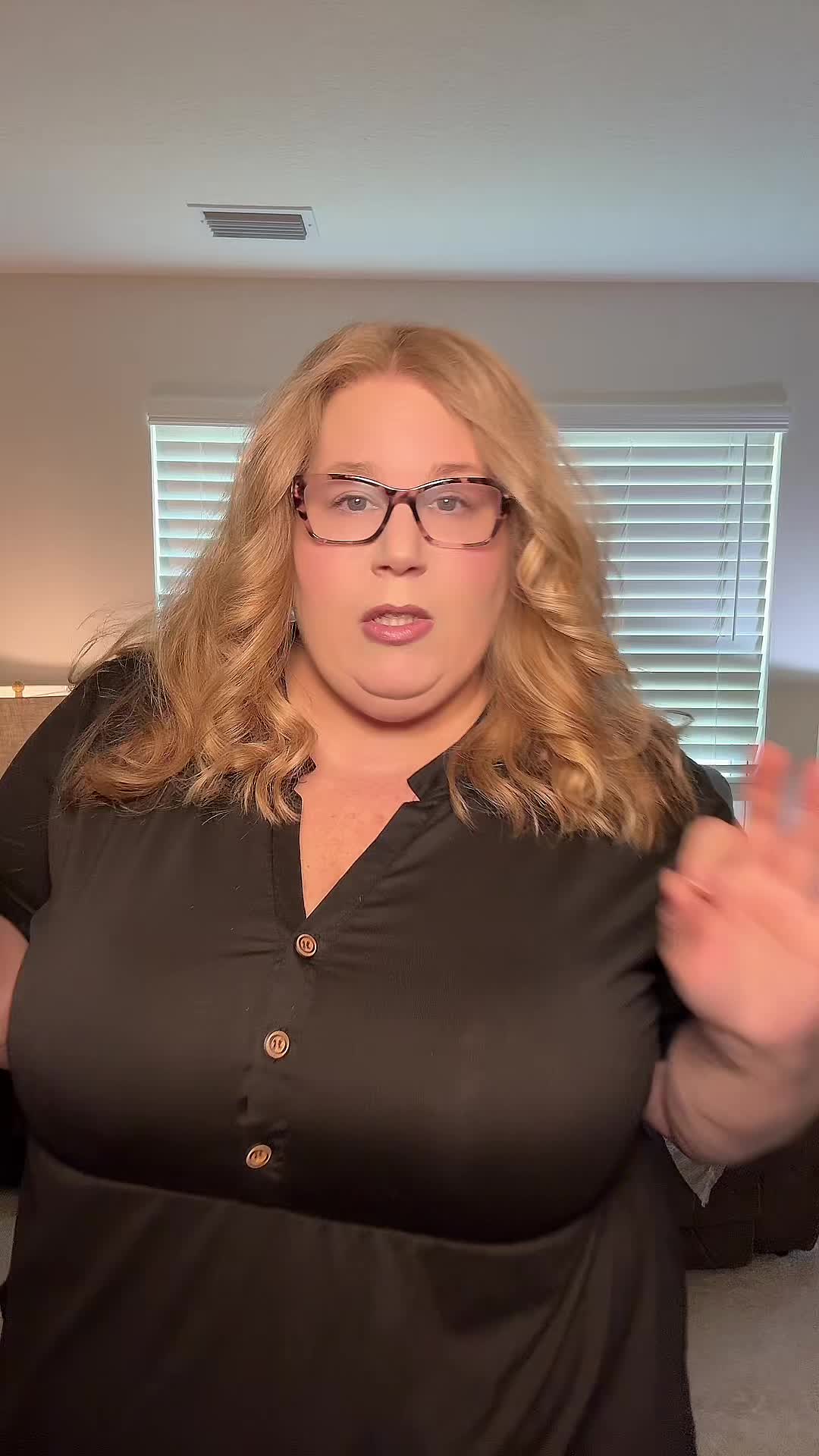 @Kae | Plus Size Mama