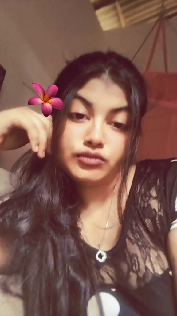 @𝐃 𝐢 𝐥 🍓🤍