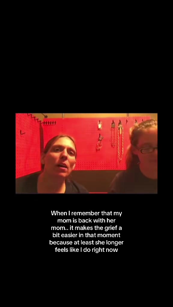@obviously_christina5