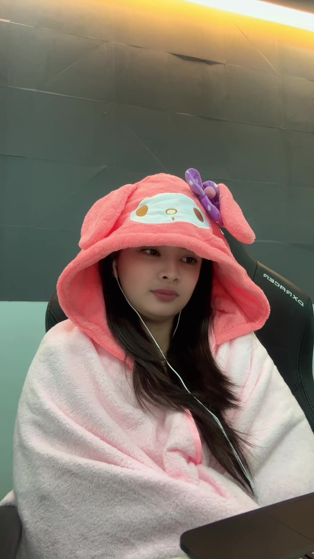 @Nicole