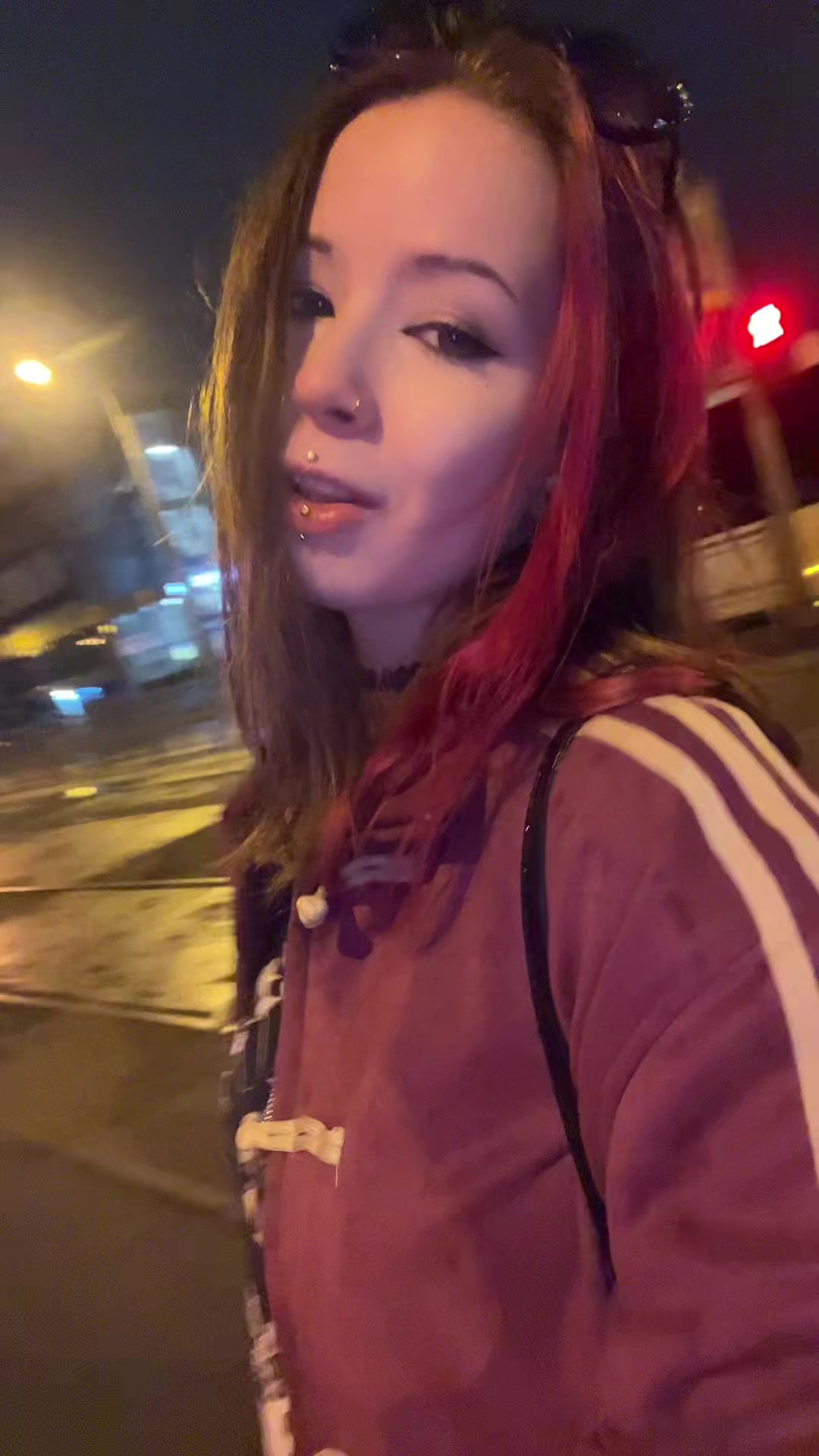 @xeuqシ