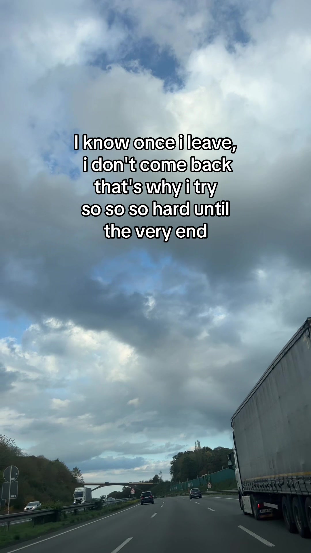 @🦋